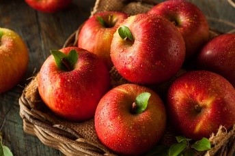 Apple detox fruits