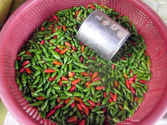 How to Cook With Bird's Eye Chiles