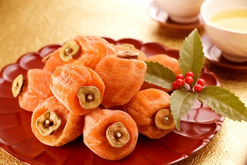 Dried persimmons